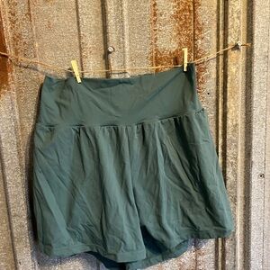 HALARA High-Waisted Teal Shorts